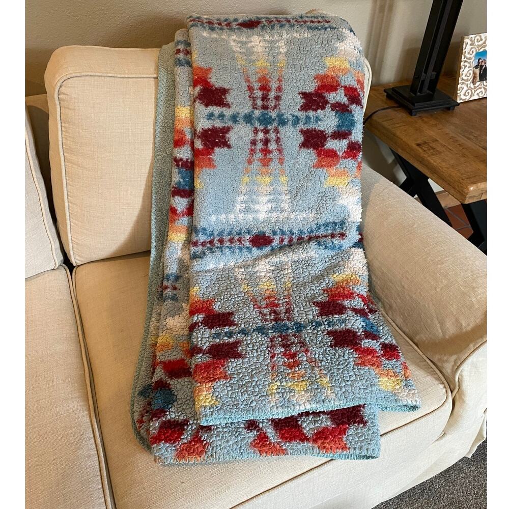 Pendleton Sherpa Fleece Blanket Legend Lake Aqua Blue Sky Aztec Southwest Twin